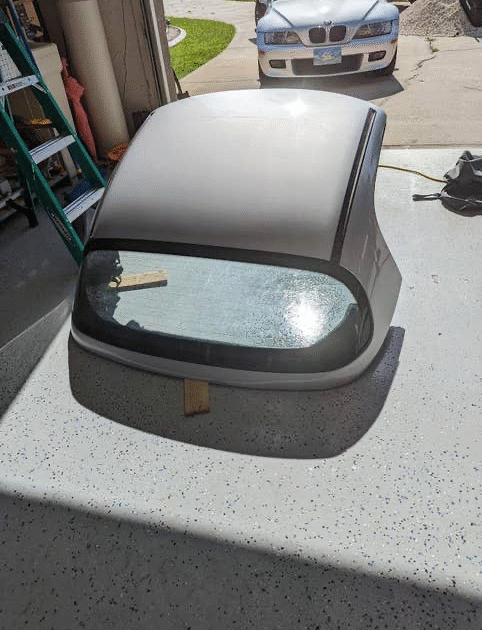 BMW Z3 Silver Hardtop Complete Assembly with Hardware – OEM Style Removable Roof