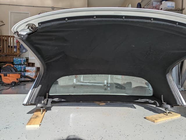 BMW Z3 Silver Hardtop Complete Assembly with Hardware – OEM Style Removable Roof - Image 6