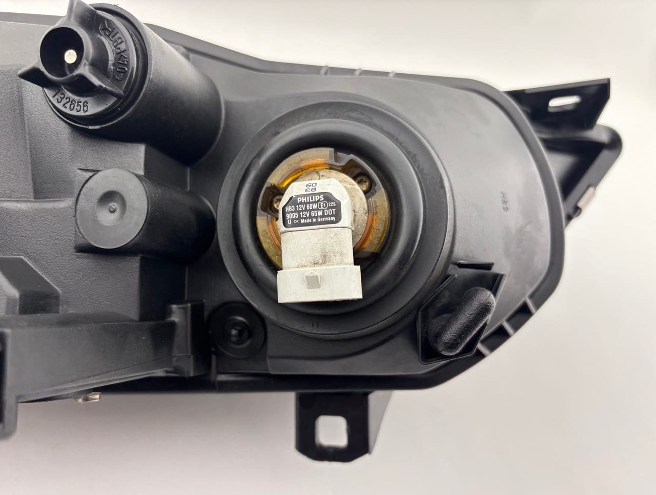 BMW Z3 OEM-Style Headlights – Left & Right Headlamp Assembly - Image 11