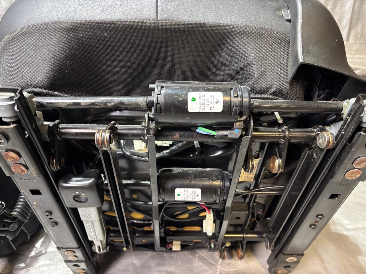 BMW Z3 Black Leather Seats – OEM Front Seats Interior Replacement - Image 20