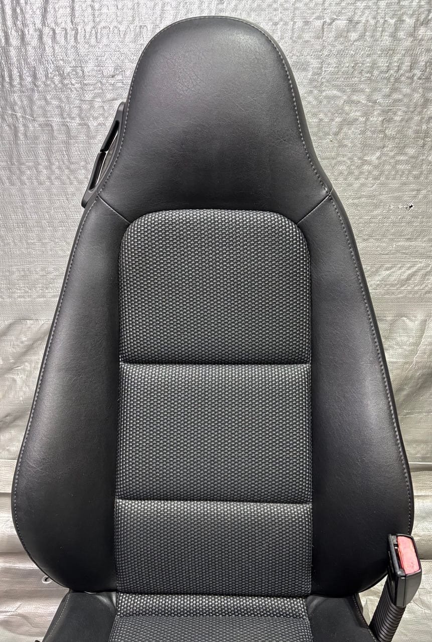 BMW Z3 Black Leather Seats – OEM Front Seats Interior Replacement - Image 12