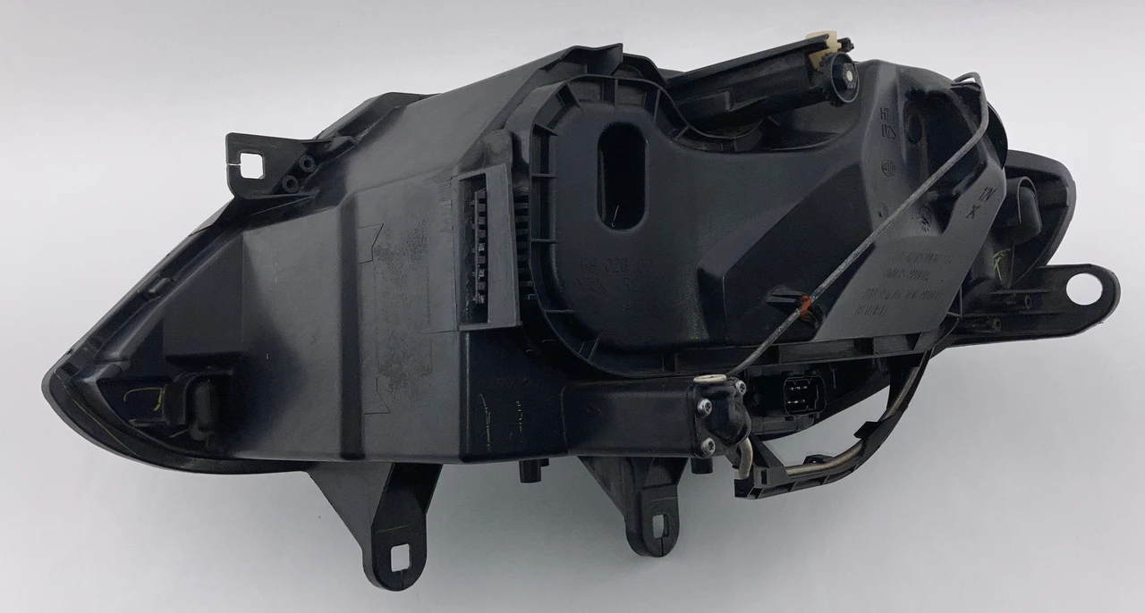 2006–2008 BMW Z4 3.0si Headlights – E85/E86 OEM-Style Headlamp Assembly - Image 7
